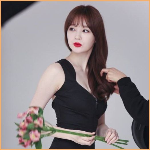 ^^.. Nu mai e nimic.. acum te rog sa pleci..