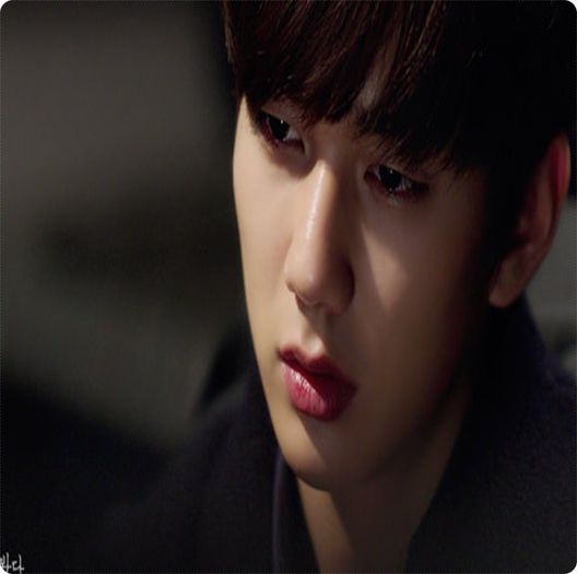 ..[ se urca in avion cu Soo Ra ] [ Avionul decoleaza ]