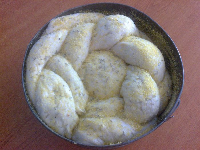 Paine decorativa - cu rozmarin - Culinar 1