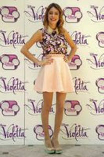 90748447_OUFCRUS3 - Violetta