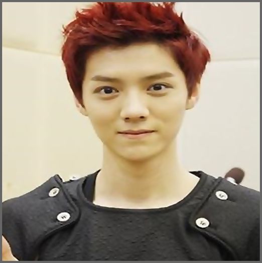 (LH) ..Si? Fetele care rosesc sunt adorabile :3 .. :)) .