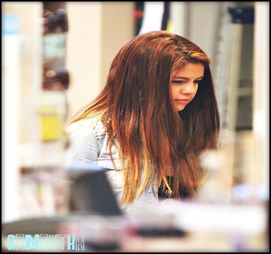 ;; Haidee ;o3 Te rugam frumos ;;) Si eu si bebe :x Ne place :``> :o3