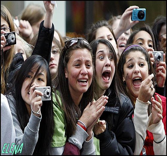 O.O Juuustinnn !! Juuustin *fugeau spre el*