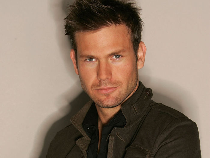 Matthew Davis (1)