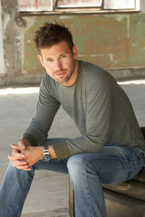 Alaric Saltzman  (3) - Matthew Davis