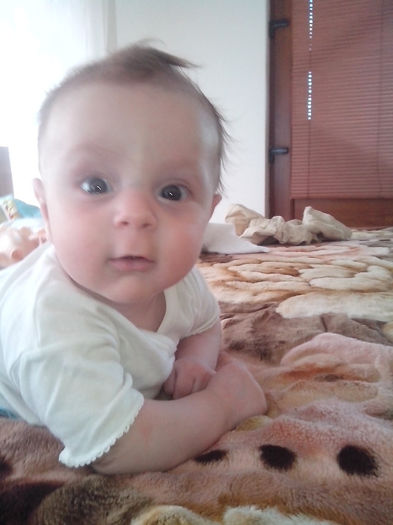 new folder 2 032 - un bebe mic -2013