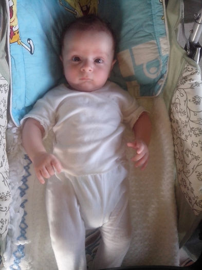 new folder 2 036 - un bebe mic -2013