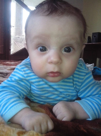 new folder 2 059 - un bebe mic -2013