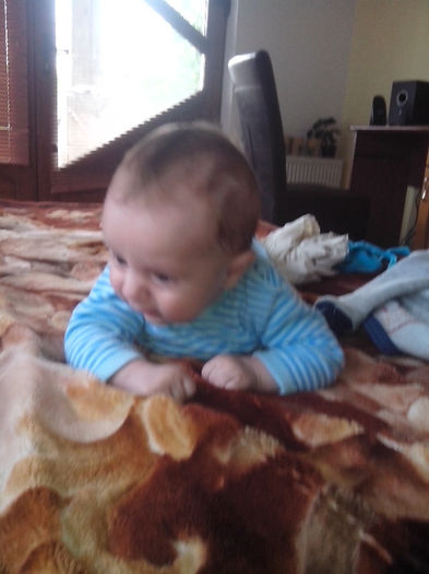 new folder 2 061 - un bebe mic -2013