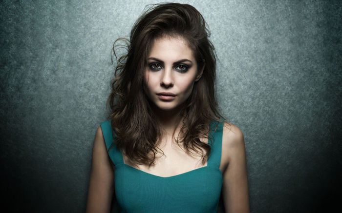 Willa Holland (9)