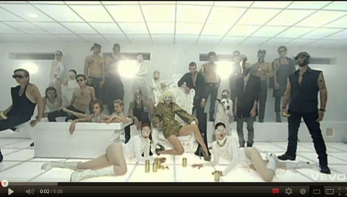 Lady Gaga - Bad Romance