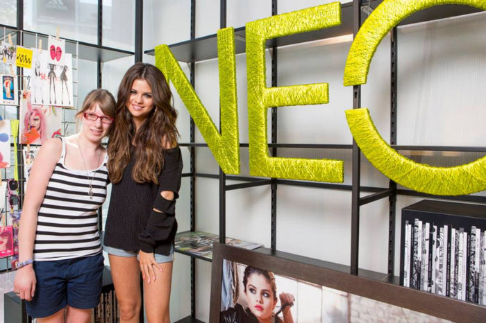 13 - Meet and Greet at NEO store Berlin