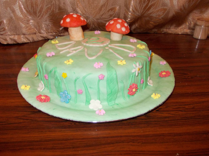 asta e primul meu tort :)) - tort martipan