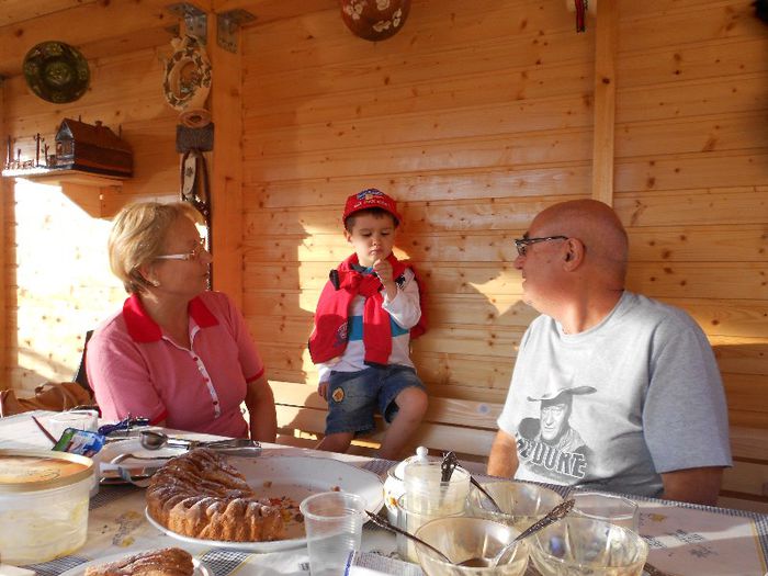 cu nonni - ANDREI LA NONNI LUNA IULIE si OCTOMBRIE 2013