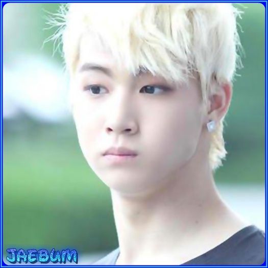 <3 .. Aaa,ma duc..sus. :-? .. Vin mai tarziu. :) .. Byez. :P .. [isi ia bagajele;pleaca sus] .. - l - x - Episodul 64 - x - l