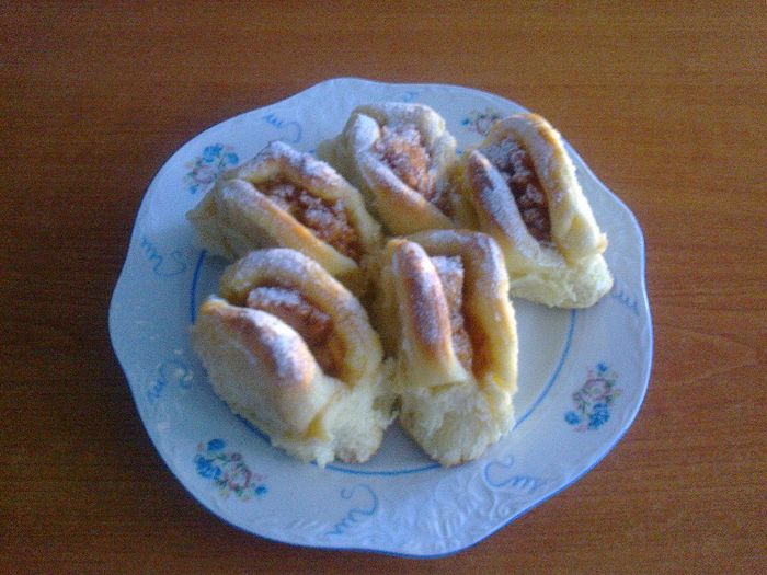 Barcute cu mere - Culinar 1