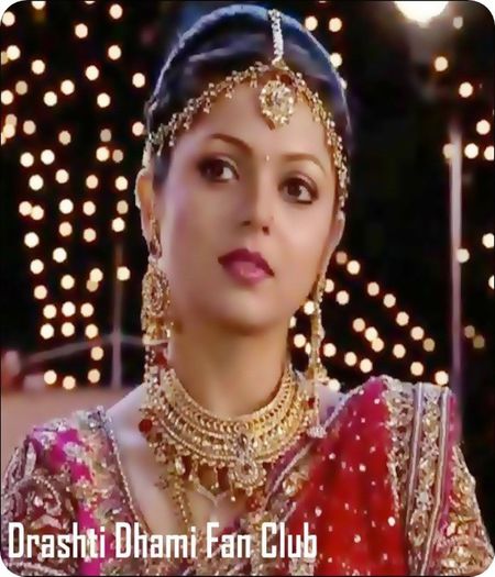 4.Drashti Dhami