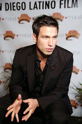  - Rafael Amaya