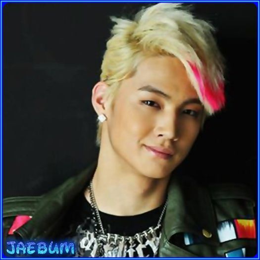 <3 .. Bine..vorbeste singura. =; .. [se pune la loc] .. :)) ..