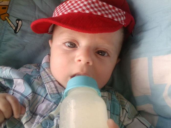 Fotografie4201 - un bebe mic -2013