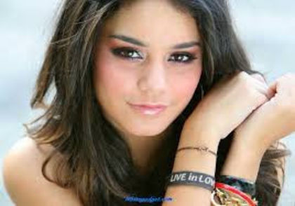 images - Ce iti place la Vanessa Hudgens