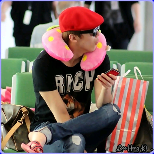 << ...Nu, glumesc. :)) - l - x - Episodul 65 - x - l