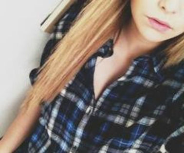 251899_222531351217155_102111459_n_thumb - xo_Acacia Clark_xo