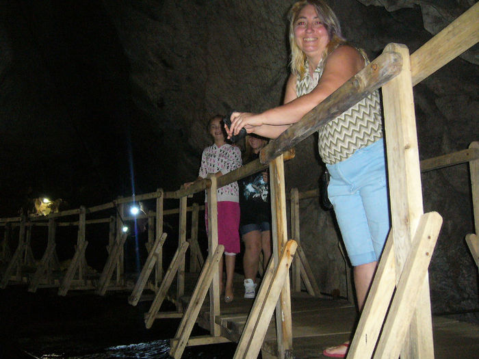 P1090082 - La Pestera Bolii 14 07 2013