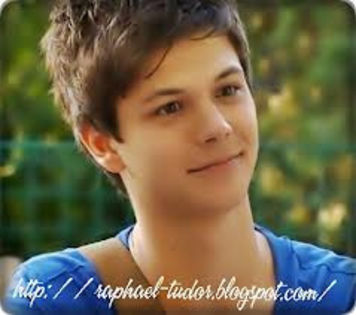 E ciudat ; aici mai tot timpul e cald. - x_Amintiri inghetate sentimente vii episodul35_x
