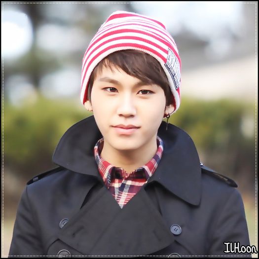 ♫ Ei bine..macar nu`s singur. ;;) .. L`ar alege pe hyung. :> .. :)) .. - l - x - Episodul 65 - x - l