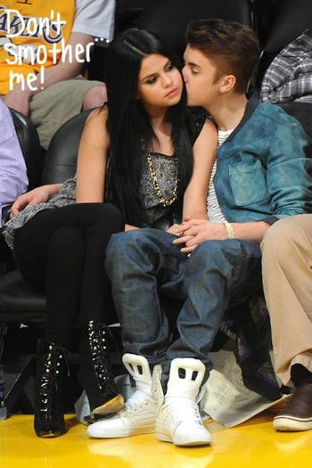 selena-gomez-justin-bieber-wants-to-have-fun__oPt - Selena Gomez