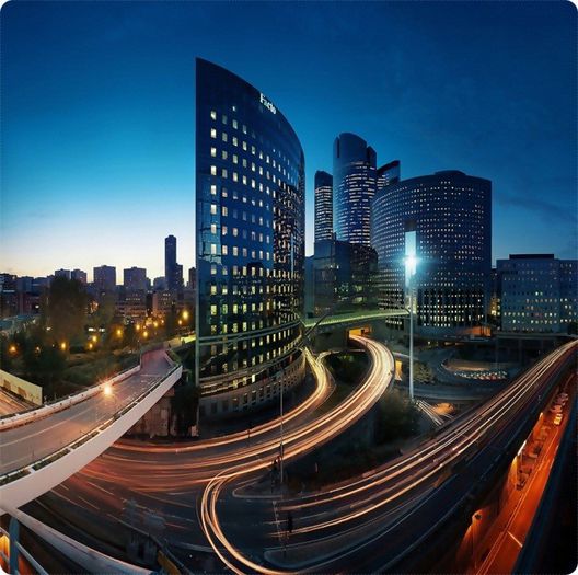 A doua zi. ( La Paris, la un hotel )