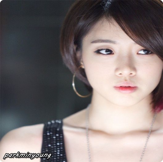 Oh, pai eu .. [ Il vede pe S ] .. :-s