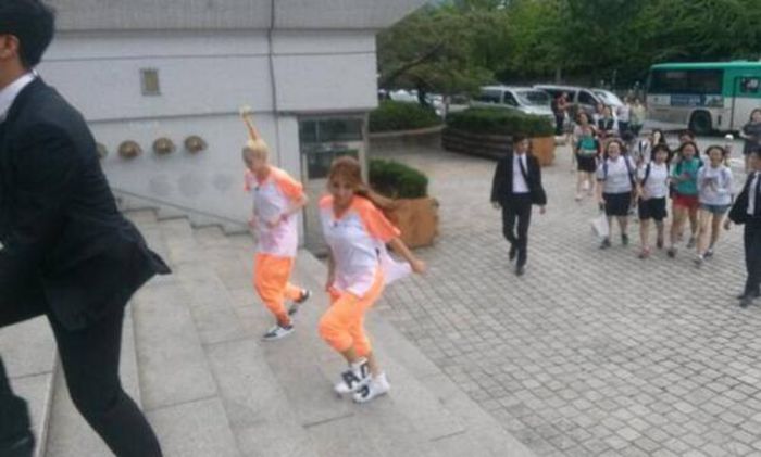 dara and cl in runnning man