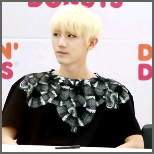 [(:] ..Gasiti`va alt subiect de discutie. :-w