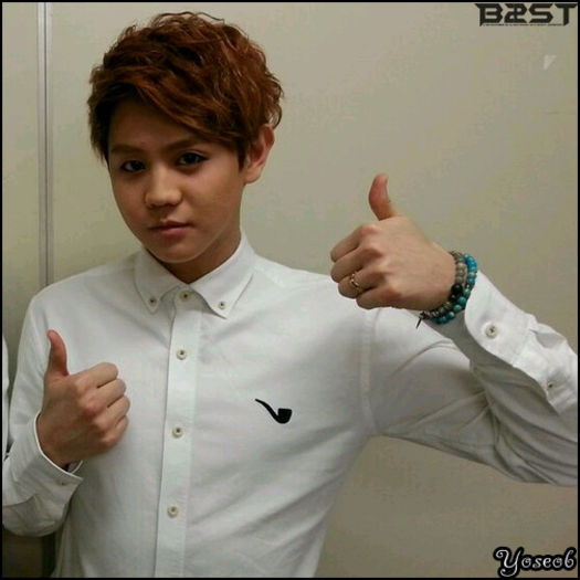 [:X] Exact. :> [bea] ...Ati mutit mai? :-w