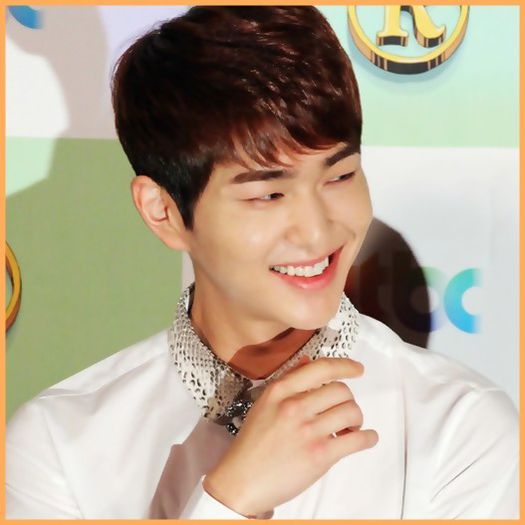 _ .coboara. Paraste`l lui Suho. :> .. Hai. :)) .. .pleaca cu Jong. - l - x - Episodul 69 - x - l