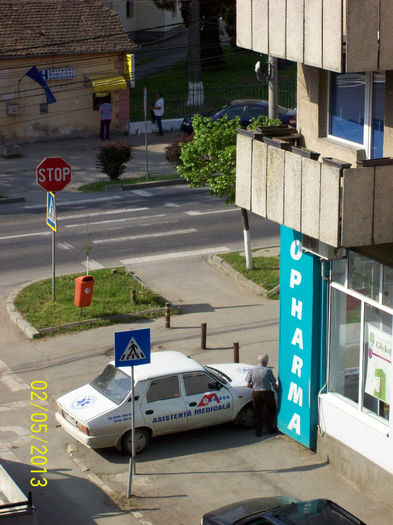PE MANA ASTORA SA-TI DAI VIATA ? CARE NU STIU NICI CUM SA PARCHEZE ,CE RESPECT FATA DE PACIENT ??? - DE GUSTIBUS  ET COLORIBUS NON DISPUTANDUM