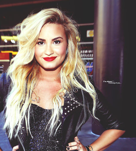 beautiful-cute-demetria-lovato-demi-lovato-Favim.com-600456_original