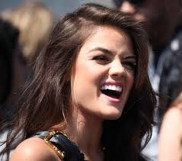 3543534 - Lucy Hale