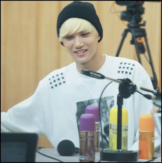 (Kai) ..Siii, cu asta ai recunoscut ca nu saruti bine. :( Saracul Seobis.. :))=))