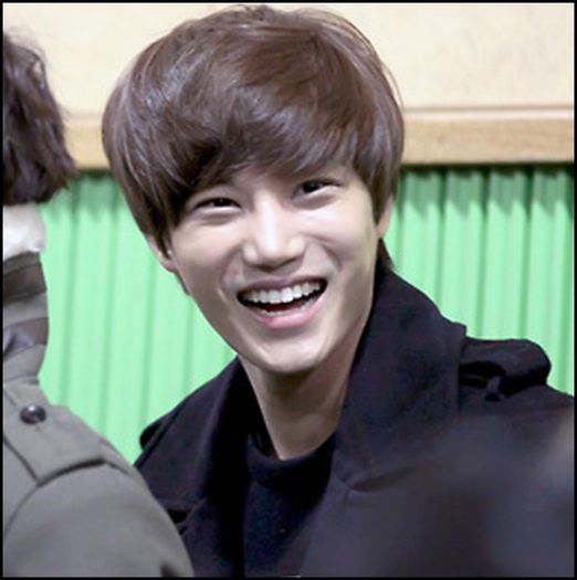 (Kai) ..O sa am si eu cu cine sa stau. :3 Hei :o3 :)) (Kai) ..O sa am si eu cu cine sa stau. :3 Hei :o3 :))