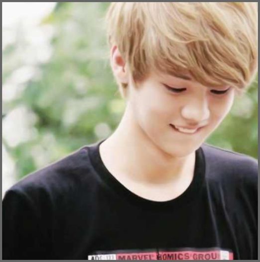 (LH) ..Sa nu exageram. :)) Yaa. :-w :))