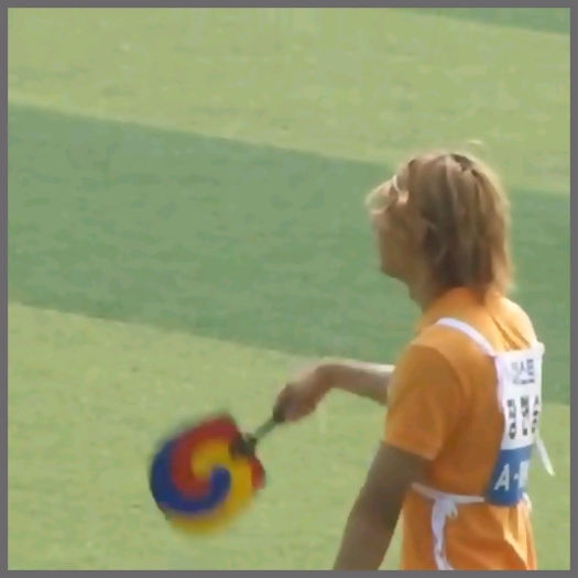 [(:] ...Suntem ..multi.. :-? ..mai multi ca niciodata. :))