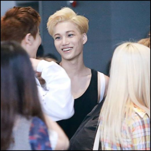 (Kai) ..Gresiti. A venit pentru mine. ;;) :-l..