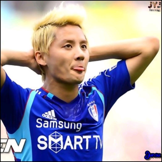 [J] Bine. :)) ..DUU! TRECI LA JOC! :)