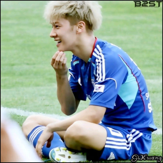 [KK] ..Byes :-h Si ce Wonnie? ..Nu suntem carnivori. ;;)