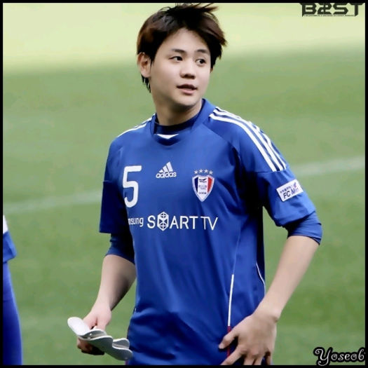 [:X] ..Normal. :)) haide BOOOM!