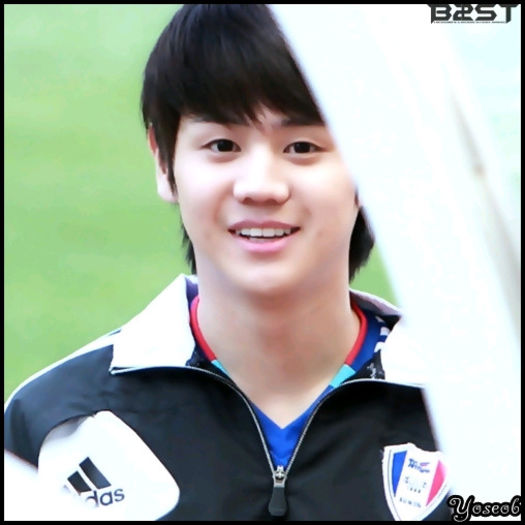 [:X] ...AI LASAT DE LA TINE?! :-L WOONIE`.. :-w :))