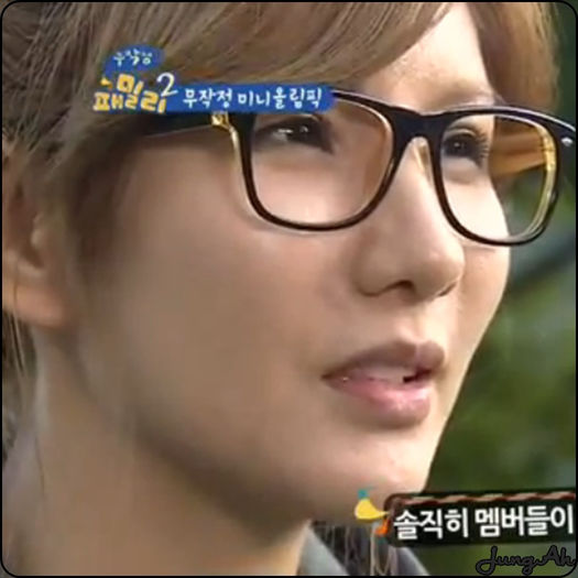 • Deci..Hya e fiica ta..:-?..Si cine-i mama ei? :-?..:)) - X - x - STADIUM 4 - x - X